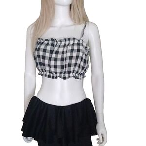 Forever 21 cropped checkered  top SZ S black and‎ white